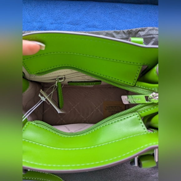 Michael Kors Hamilton Small Green Zebra Print Women's Bag - Picture 4 of 8